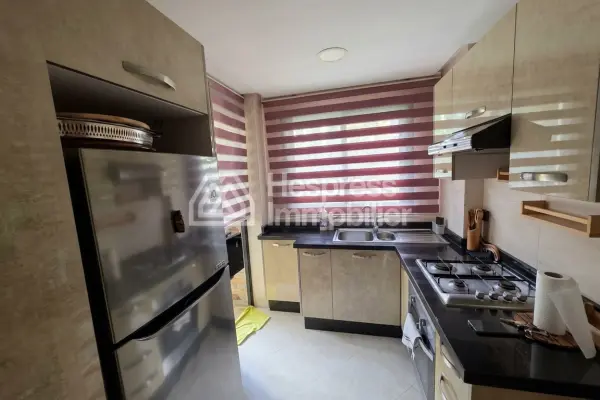 Vente d'un bel appartement à Dar Bouazza. 2 chambres. Bien meublé