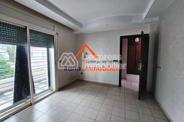 Villa for sale, 350m² in Hay Raid