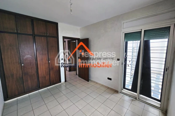 Villa for sale, 350m² in Hay Raid