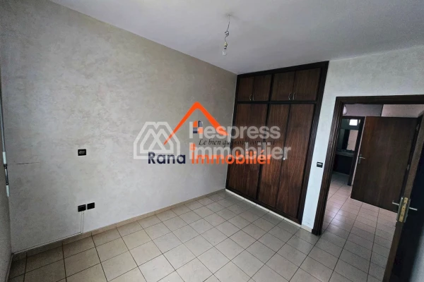 Villa for sale, 350m² in Hay Raid