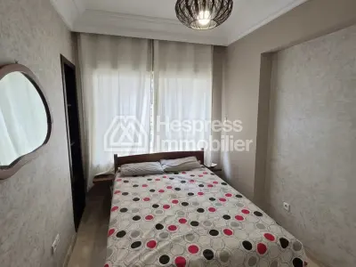 استأجر هذه الشقة في الأميرات . غرفتا نوم جميلتان. مفروشة.