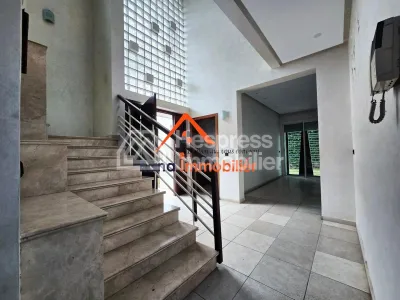 Villa, à vendre, 350m² à Hay Raid 