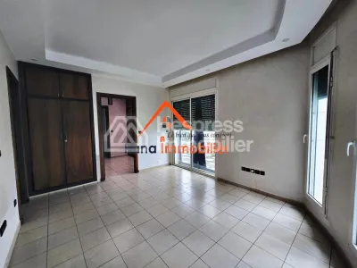 Villa, à vendre, 350m² à Hay Raid 