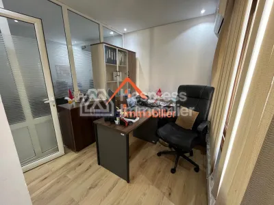 Villa à louer, 360m² à Rabat