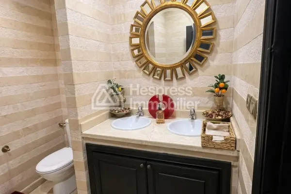 Superb villa for rent in Aïn Diab . 6 large rooms. Furnished.