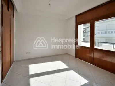 Luxury villa for rent in Aïn Diab . 400 sq m. Fireplace and air conditioning.