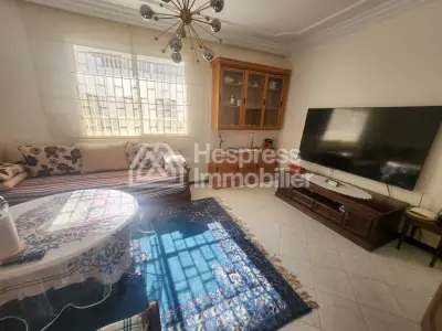 فيلا فاخرة للبيع في دار بوعزة . مساحتها الإجمالية 230 متر مربع. مفروشة بالكامل.