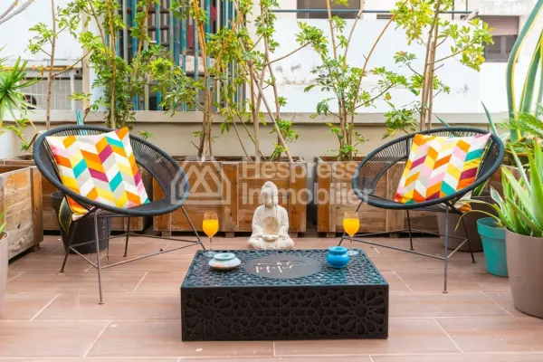 Apartment for rent at Racine . Total area 201 m². Fully furnished.