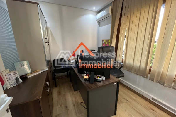 Villa for rent, 360m² in Rabat