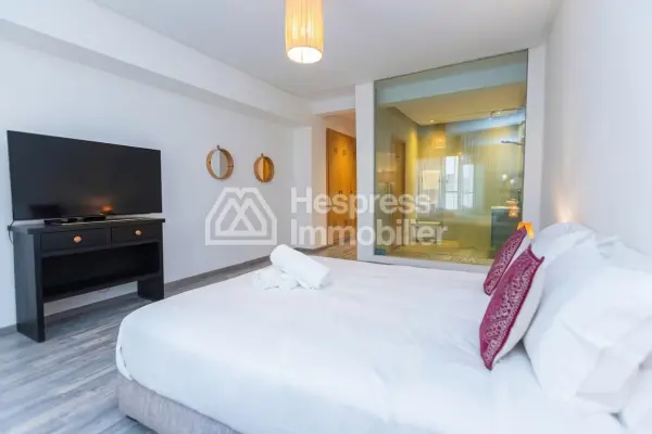Apartment for rent at Racine . Total area 201 m². Fully furnished.