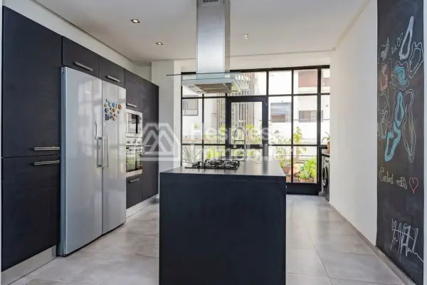Apartment for rent at Racine . Total area 201 m². Fully furnished.