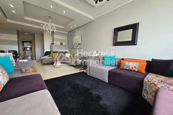 Apartment for sale in Val Fleury. Area 138 m². Satellite dish and security door.
