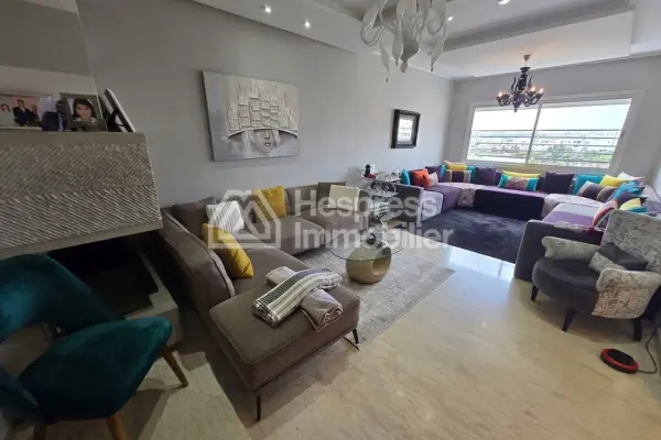 Apartment for sale in Val Fleury. Area 138 m². Satellite dish and security door.
