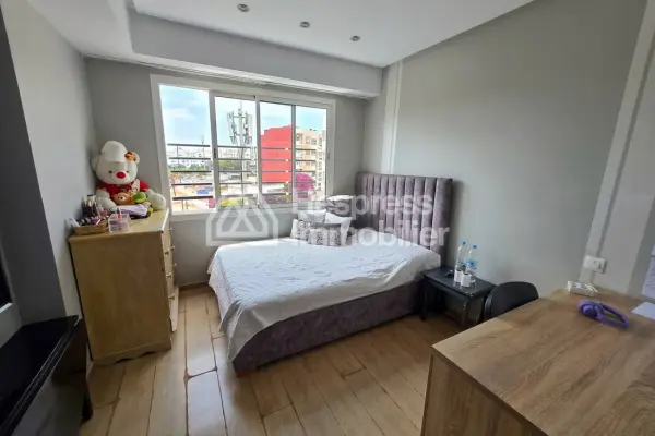 Apartment for sale in Val Fleury. Area 138 m². Satellite dish and security door.