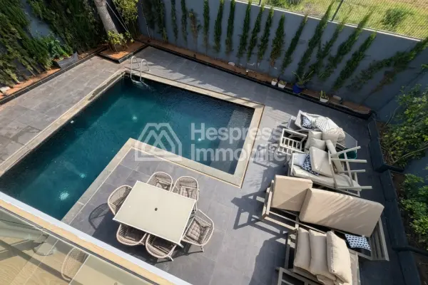 Stunning villa for sale in Errahma. 4 bedrooms. Armored door, security.