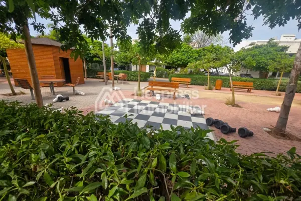 Stunning villa for sale in Errahma. 4 bedrooms. Armored door, security.
