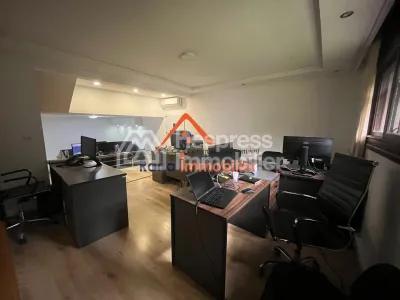 Villa à louer, 360m² à Rabat