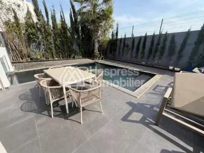 Stunning villa for sale in Errahma. 4 bedrooms. Armored door, security.