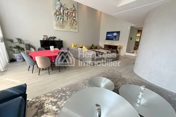 Stunning villa for sale in Errahma. 4 bedrooms. Armored door, security.
