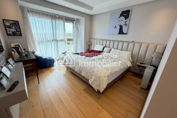 Stunning villa for sale in Errahma. 4 bedrooms. Armored door, security.
