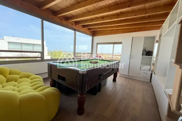 Stunning villa for sale in Errahma. 4 bedrooms. Armored door, security.