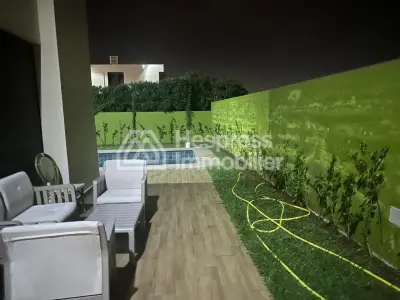 للإيجار: فيلا فاخرة مفروشة بالكامل - المدينة الخضراء، بوسكورة