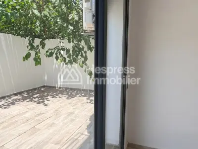 شقة جديدة مكونة من غرفتي نوم للبيع في منطقة المستشفى