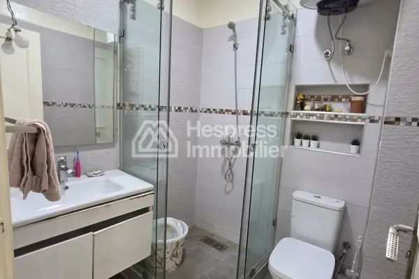 Nice unfurnished apartment for rent in Mersultan