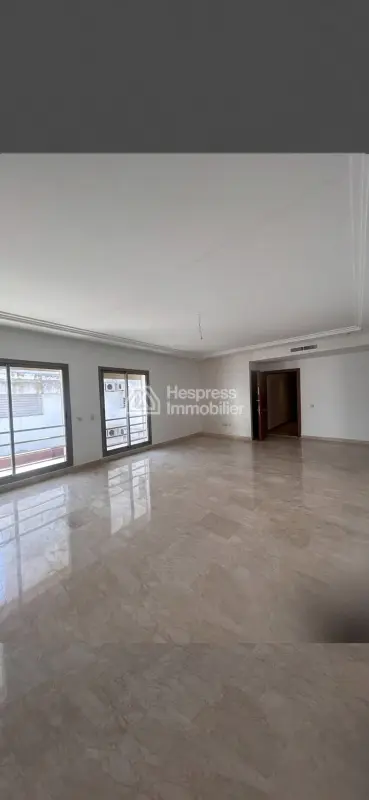 Apartment for sale on Boulevard Ziraoui