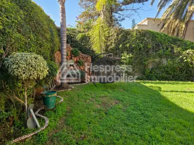 Large villa for sale in the Polo district