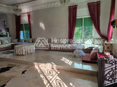 Large villa for sale in the Polo district