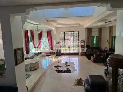 Large villa for sale in the Polo district