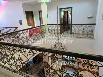 Large villa for sale in the Polo district