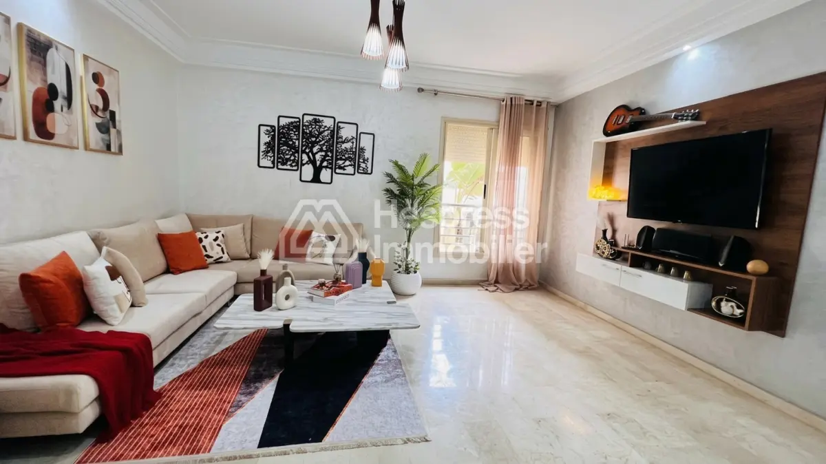 Furnished apartment for rent near the Corniche