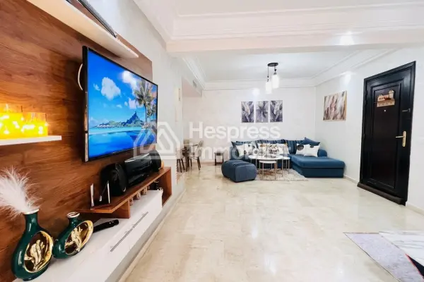 Furnished apartment for rent near the Corniche
