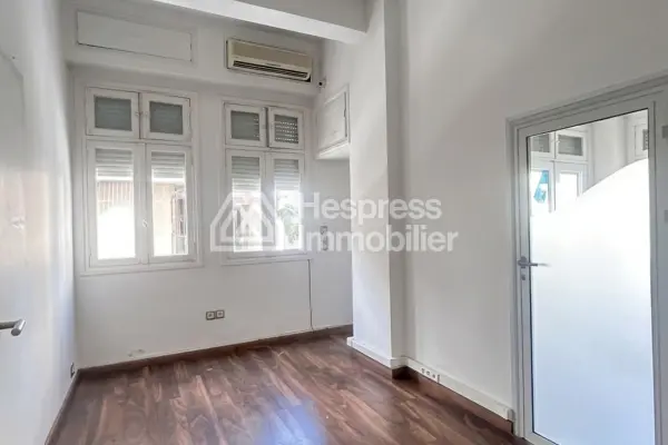 Office apartment for sale