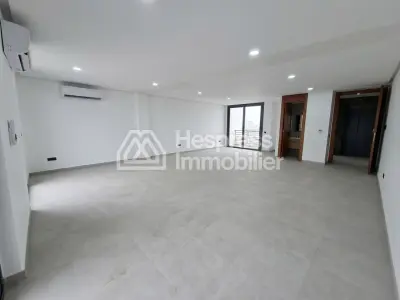Office for rent in Biranzaran