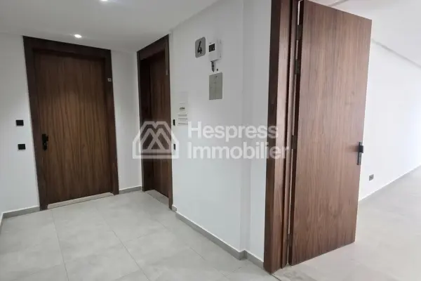 Office for rent in Biranzaran