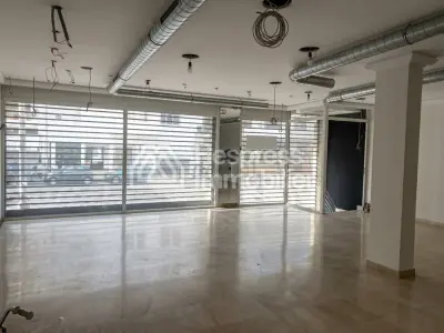 Magasin idéal pour toute activité commeciale