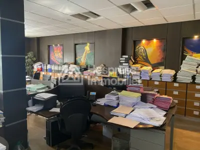 Bureau à vendre à Bd Rahal Meskini