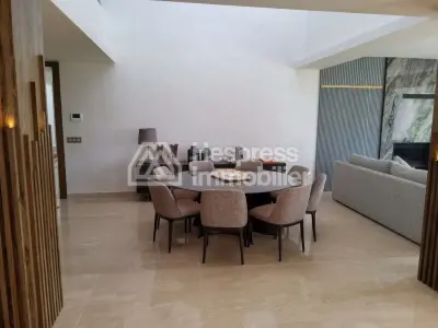 Luxury villa, unfurnished or furnished, for rent in Souissi