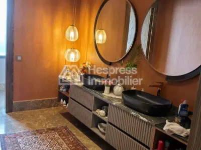 Luxury villa, unfurnished or furnished, for rent in Souissi