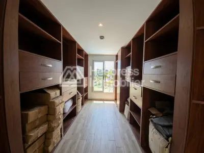 فيلا جديدة تمامًا، لم يسكنها أحد من قبل، معروضة للبيع في مدينة Bouskoura