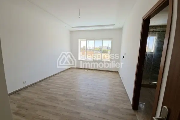 فيلا جديدة تمامًا، لم يسكنها أحد من قبل، معروضة للبيع في مدينة Bouskoura