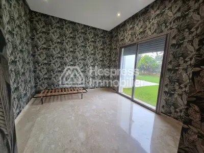 Location villa vide a Bouskoura /CasaDiaa