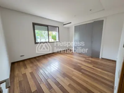 Location villa vide a Bouskoura /CasaDiaa