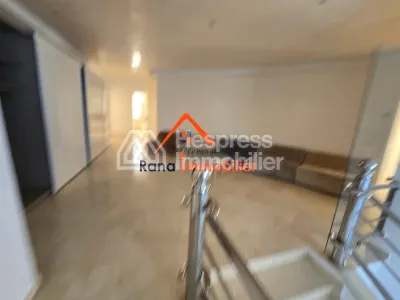 Villa à louer, 2000m² à Rabat, Quartier Souissi