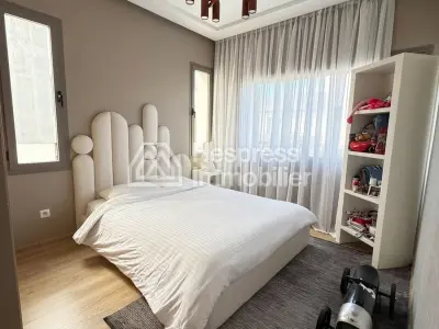 Stunning villa for sale in Bouskoura