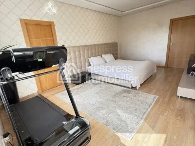 Stunning villa for sale in Bouskoura