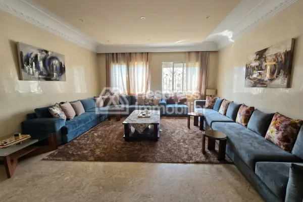 Spacious apartment for sale on the 17th floor